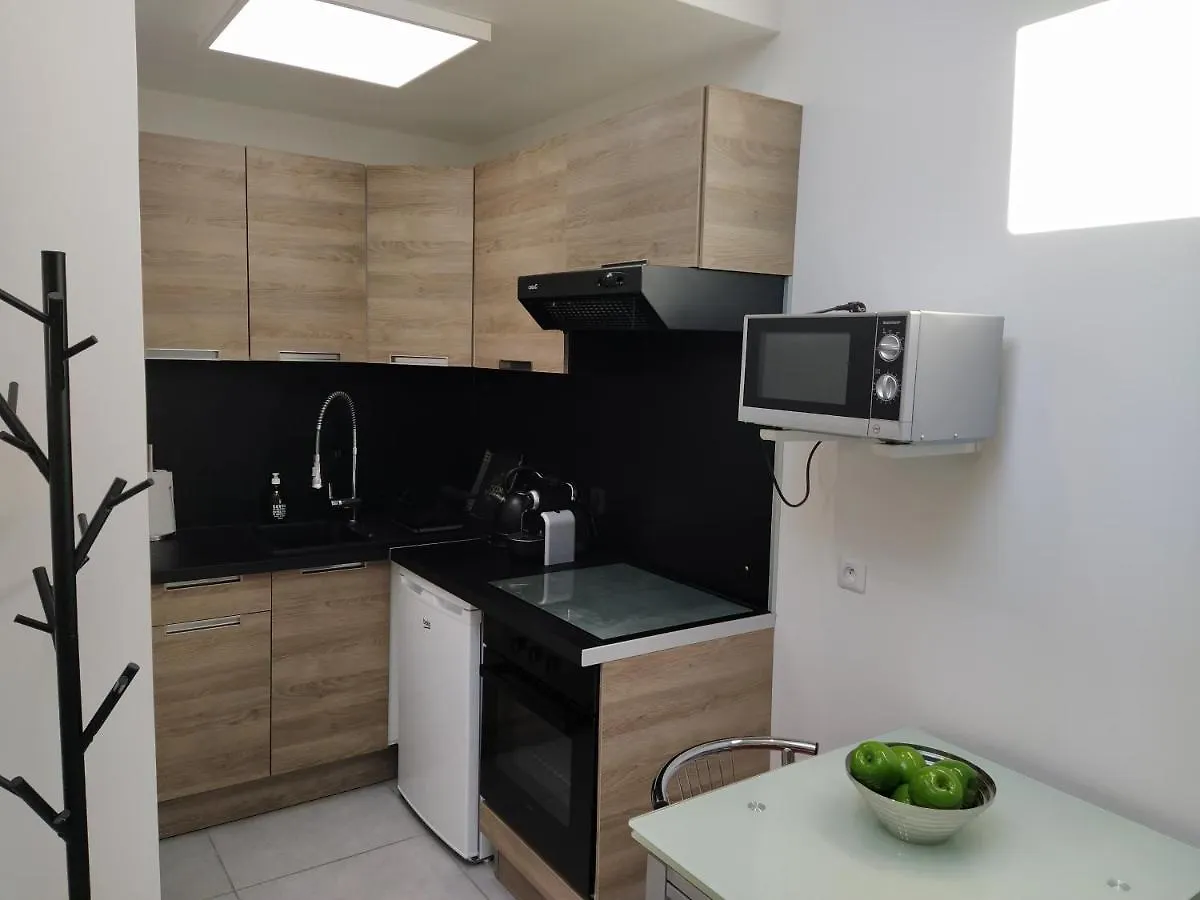 Apartmán La Pinede Peymeinade